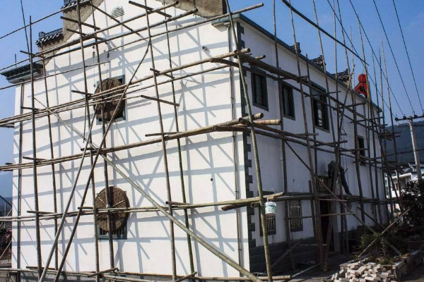 青岛老旧建筑建筑加固改造应该怎么做