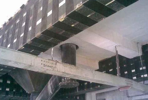 粘钢加固混凝土黏合面应怎样解决?